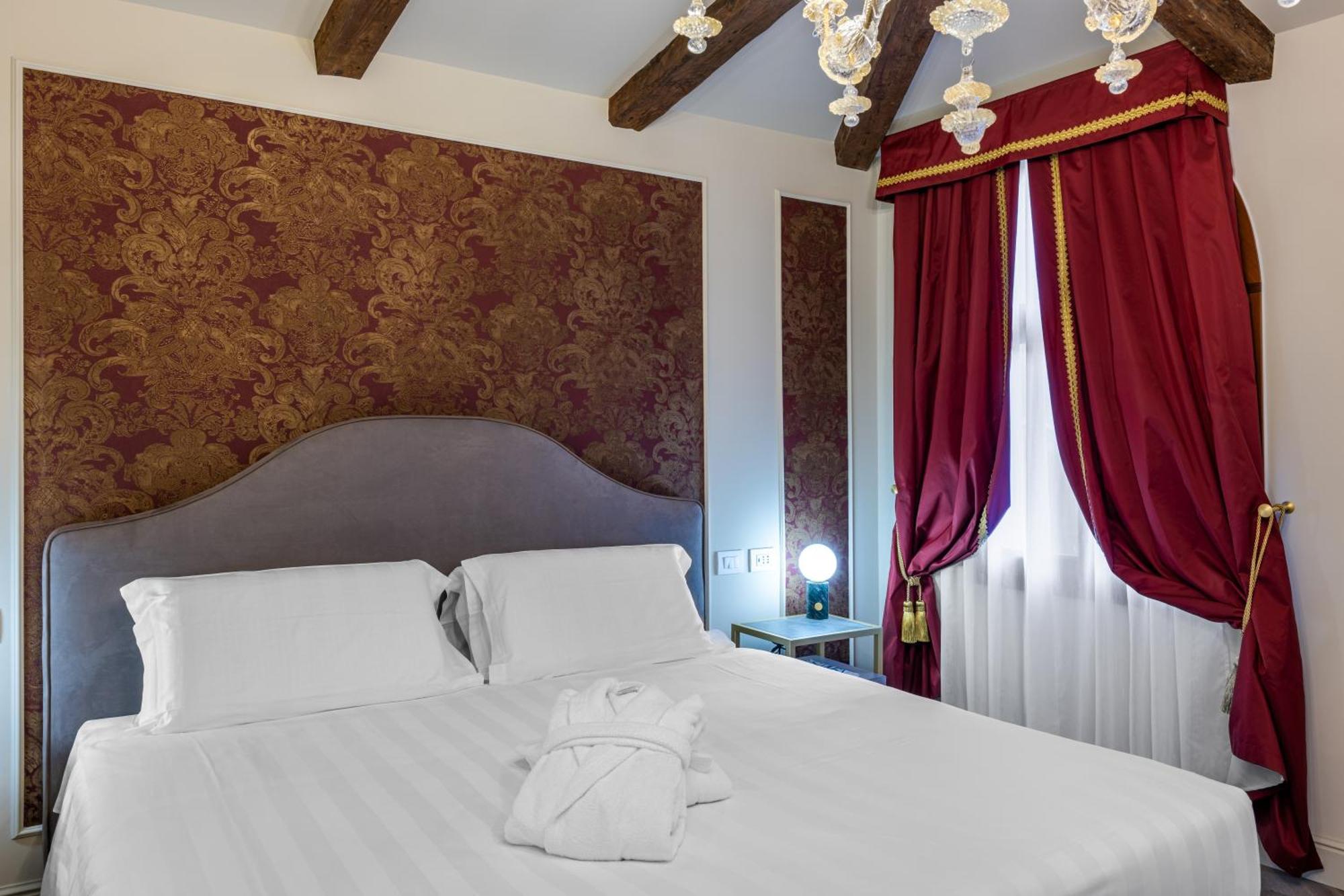 Hotel Palazzina Sardi Venetië Buitenkant foto