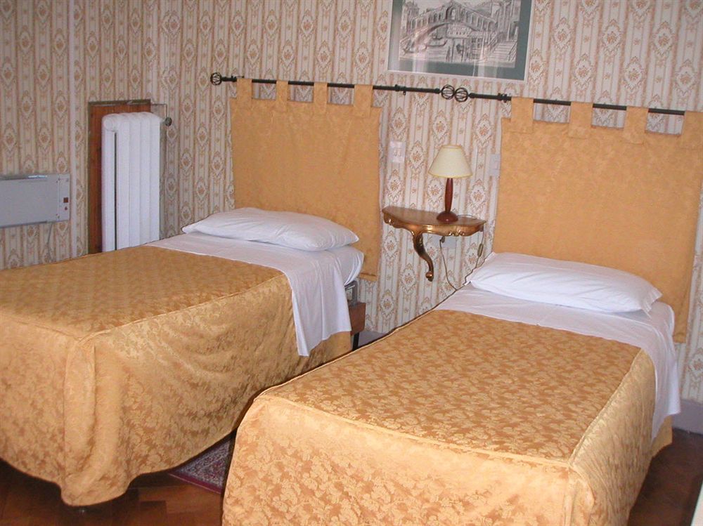 Hotel Palazzina Sardi Venetië Buitenkant foto