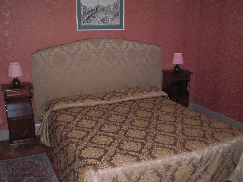 Hotel Palazzina Sardi Venetië Buitenkant foto